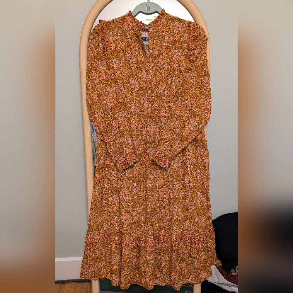Universal Thread Floral Long Sleeve Dress